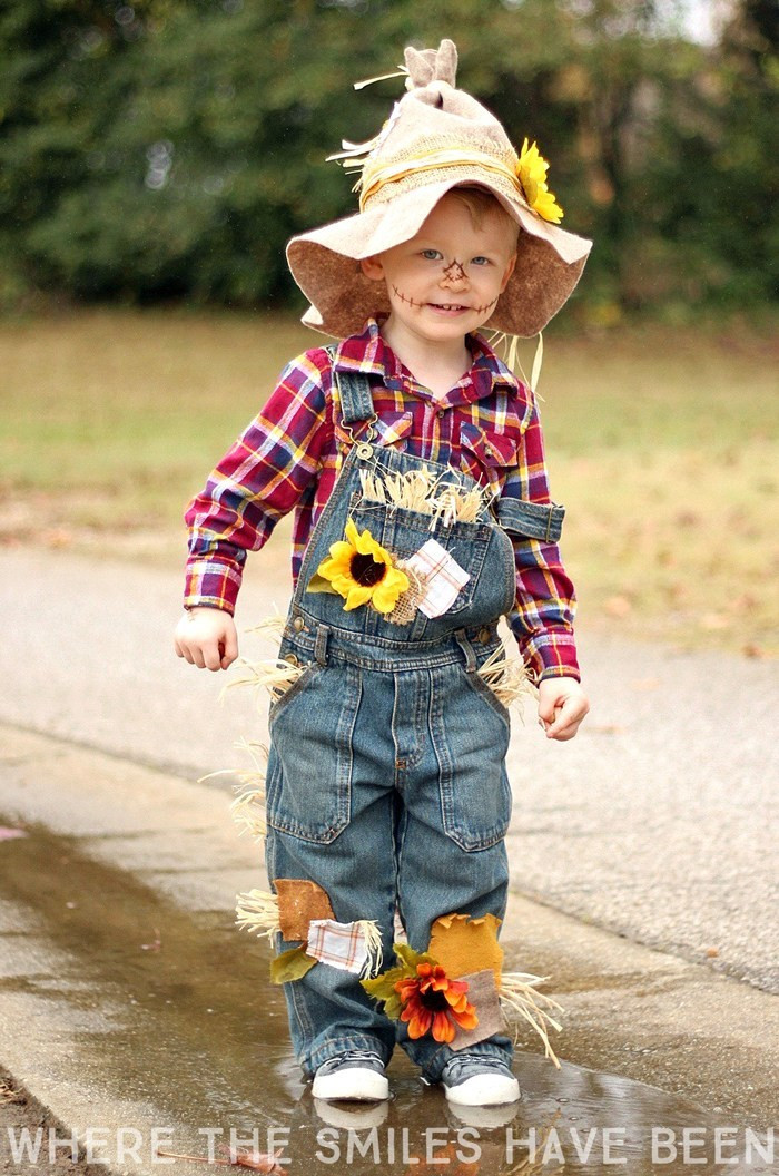 DIY Scarecrow Costume
 Easy & Adorable DIY Scarecrow Costume That s Perfect for