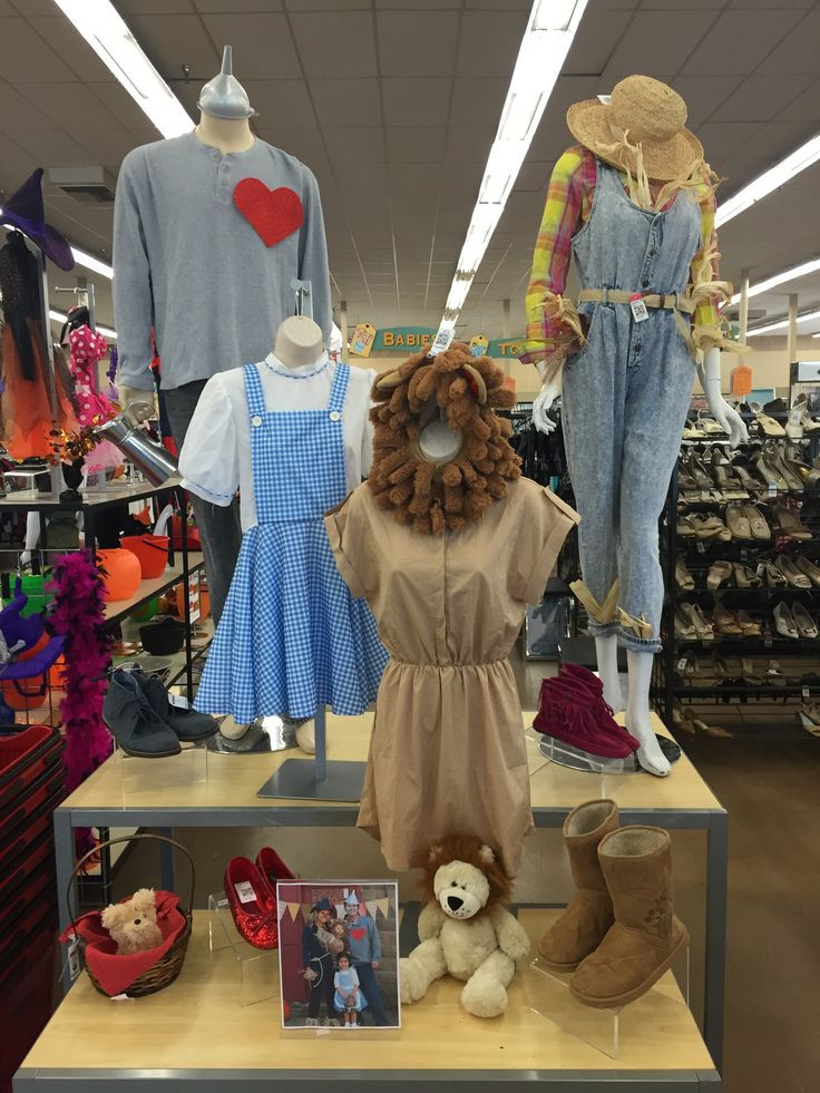 DIY Scarecrow Costume Wizard Of Oz
 17 images about Thrift Town Halloween Costume Inspiration