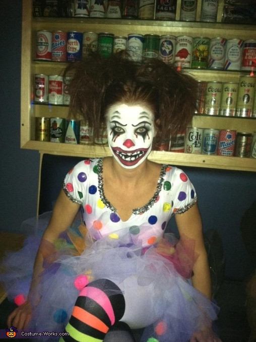 DIY Scary Clown Costume
 Clown Bright Halloween Costume