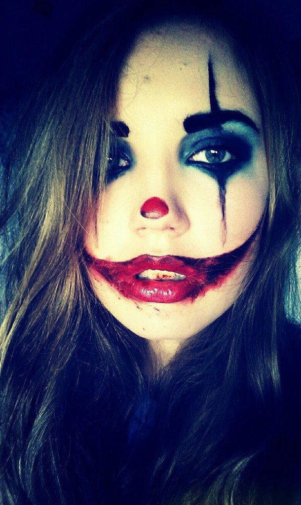 DIY Scary Clown Costume
 clown creepy diy halloween halloween makeup make up
