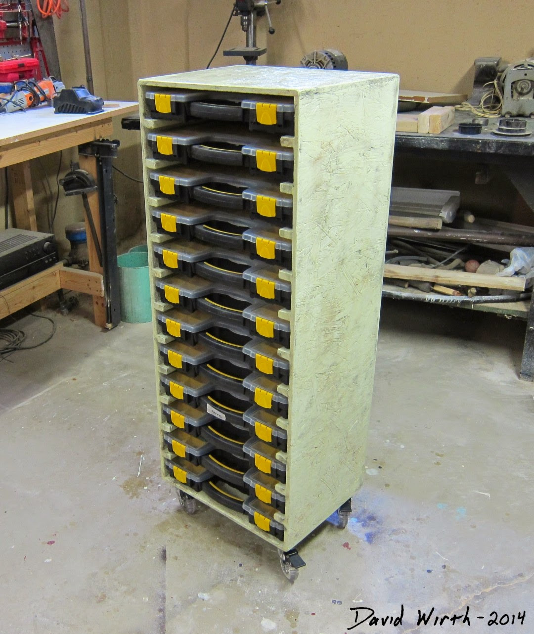 DIY Screw Organizer
 Organize Parts Storage Stacking Cases