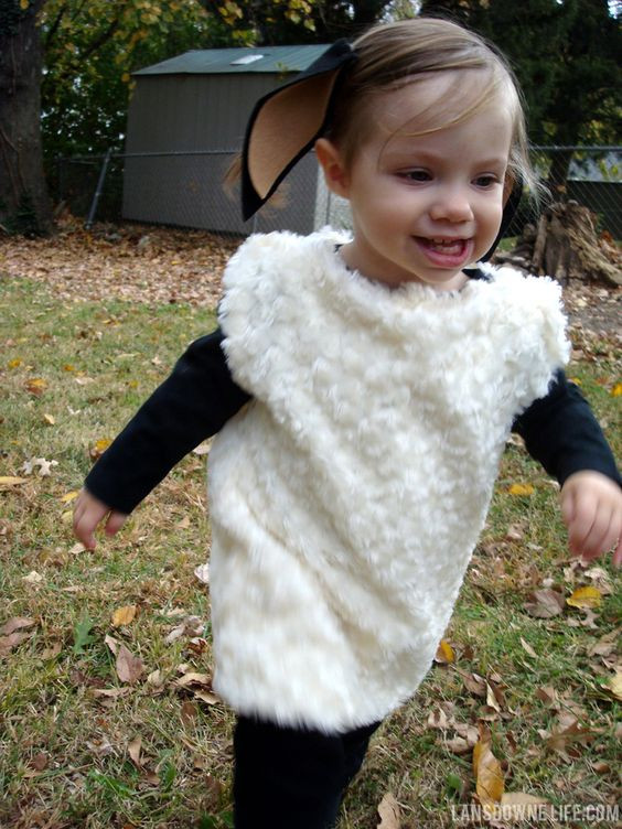 DIY Sheep Costume
 Halloween DIY lamb costume