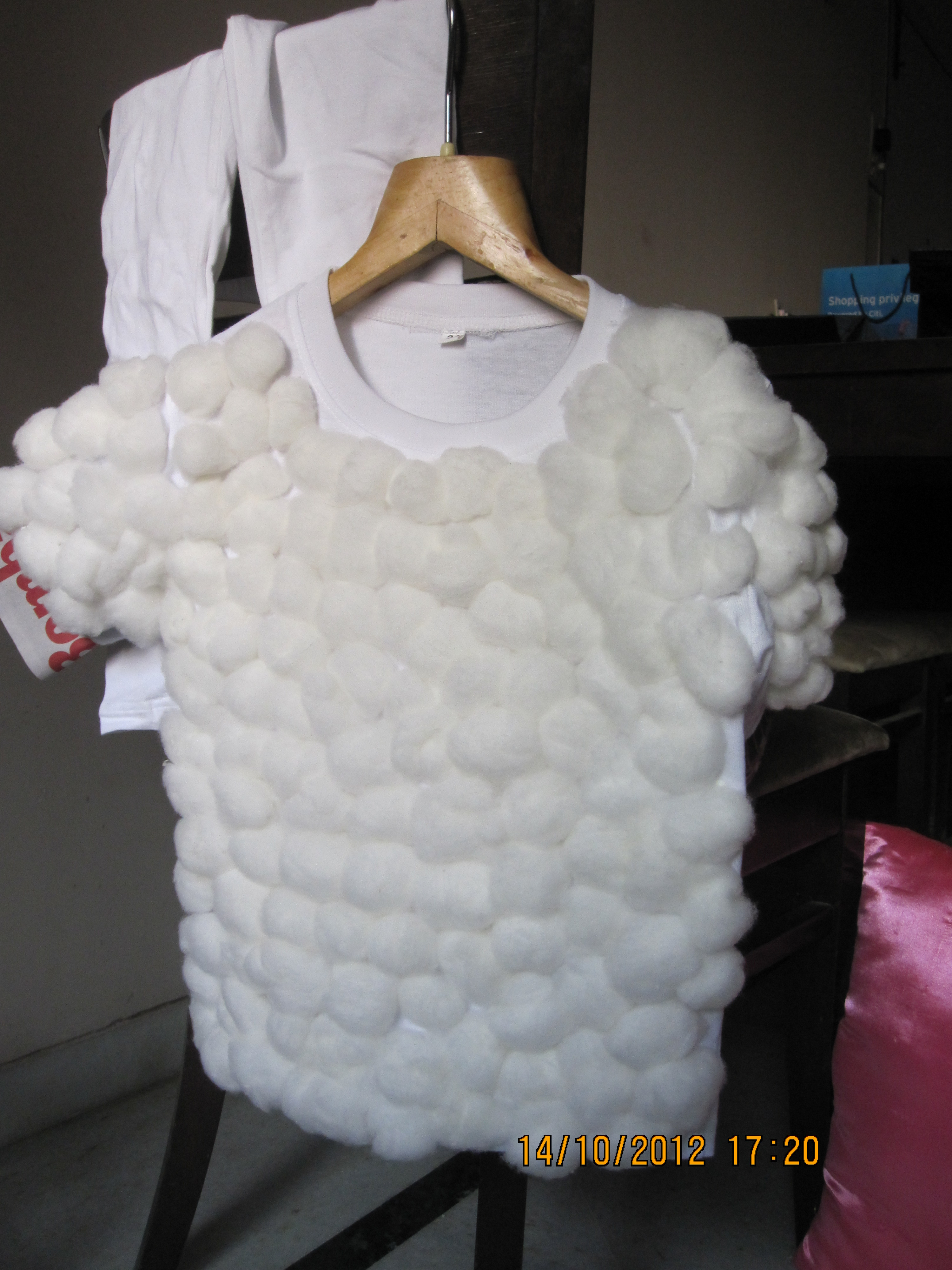 DIY Sheep Costume
 Yohaan’s sheep costume