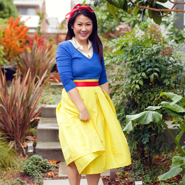 DIY Snow White Costume
 DIY Snow White Costume using thrifted and or clothes in