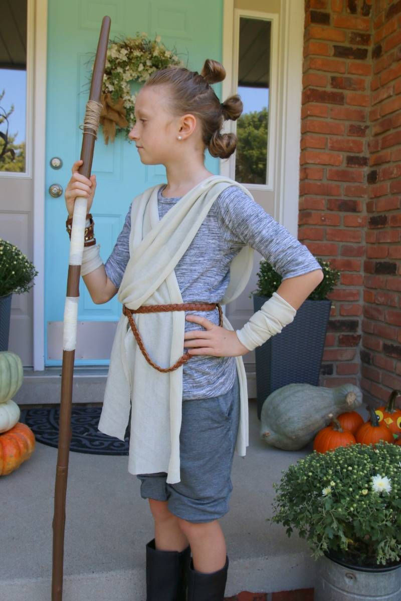 DIY Star Wars Costumes
 DIY Rey Costume to make meday