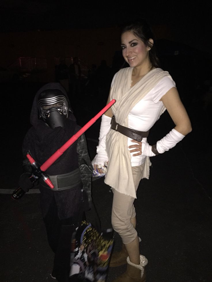 DIY Star Wars Costumes
 Diy Star Wars Rey costume Halloween Costumes