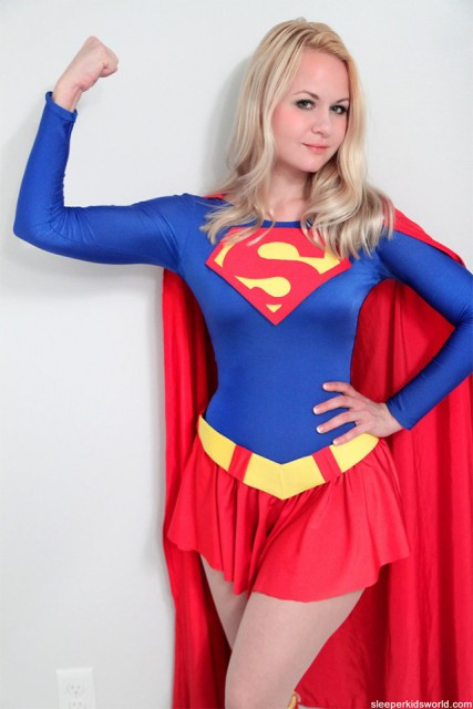 DIY Supergirl Costumes
 9 DIY Super e Costumes For Halloween Heroics