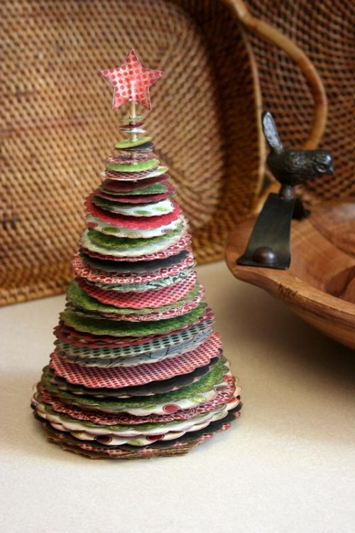DIY Tabletop Christmas Tree
 10 DIY Paper Tabletop Christmas Trees Shelterness