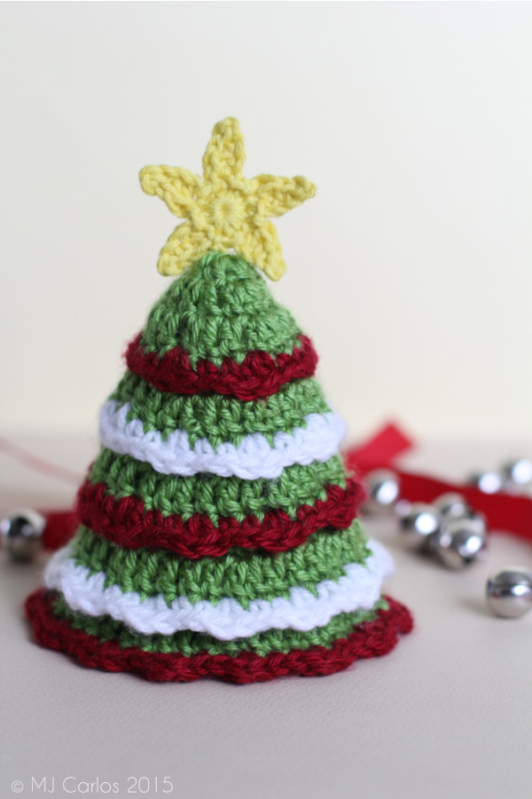DIY Tabletop Christmas Tree
 14 DIY Tabletop Christmas Trees That Excite Shelterness