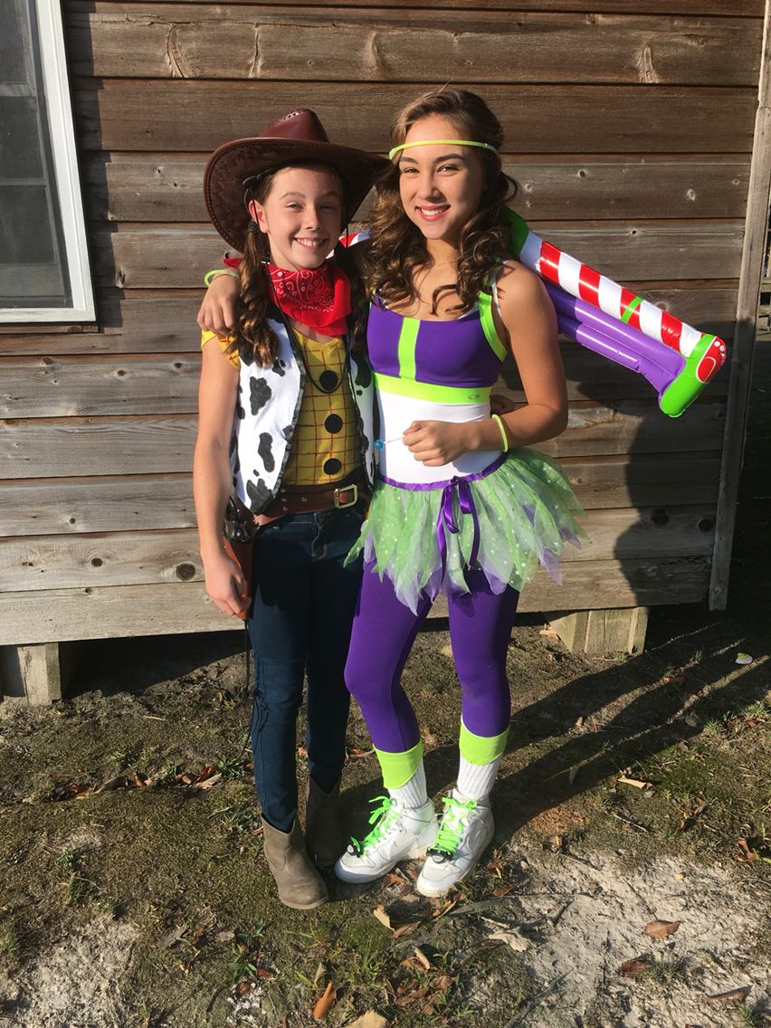 DIY Teen Girl Costumes
 DIY Homemade Teen Toy Story Buzz Light Year and Woody