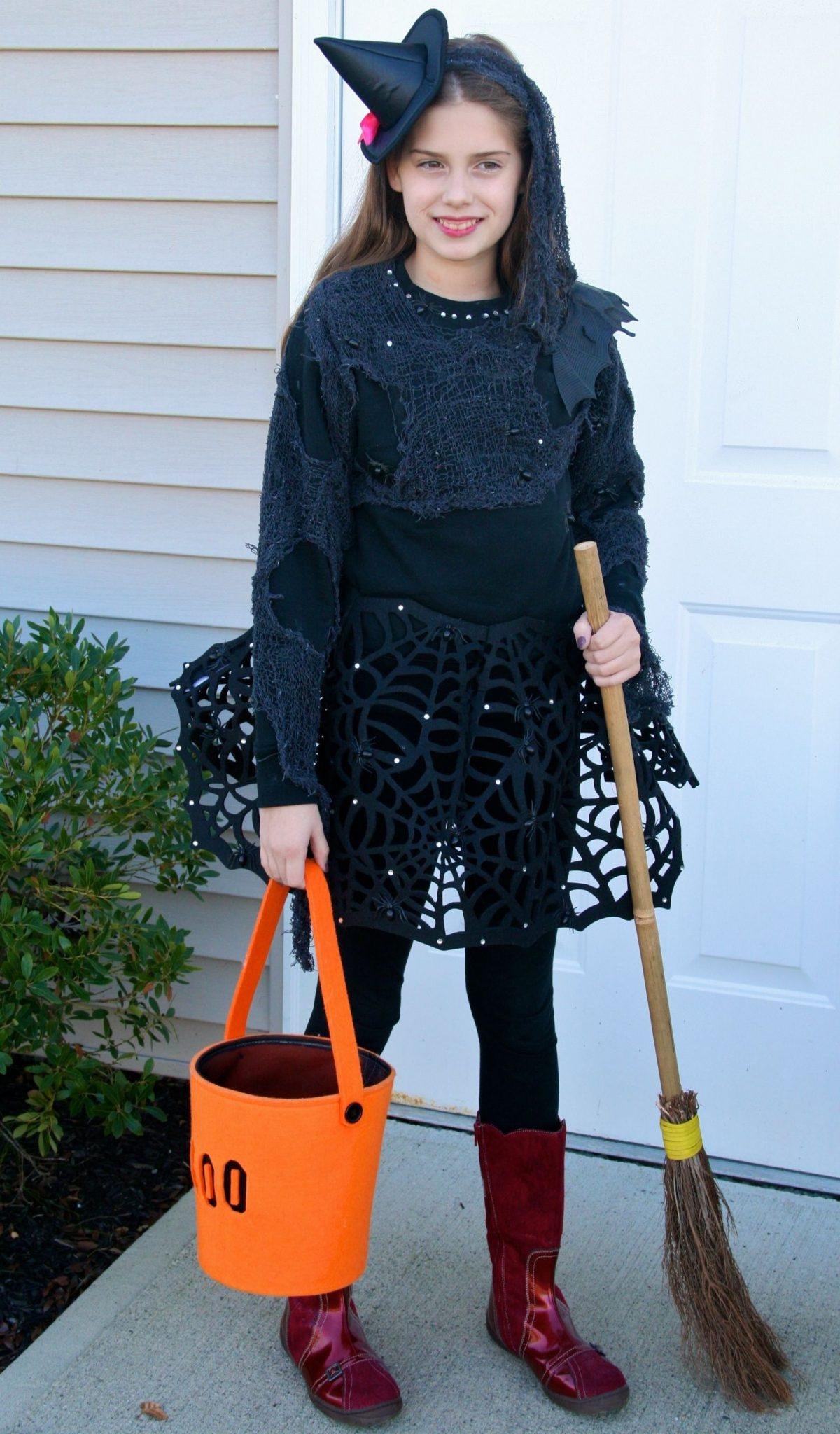 DIY Teen Girl Costumes
 DIY Trendy Witch Costume for Tween Teen Girls