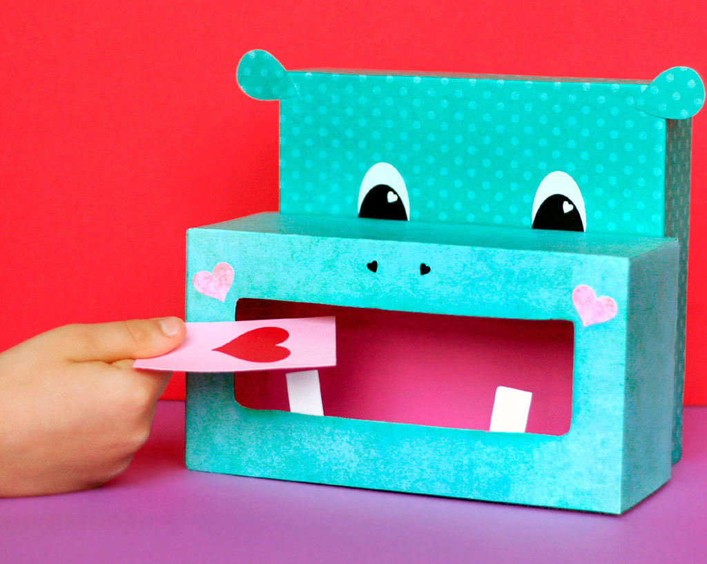 DIY Valentine Box
 DIY Valentines Day Box for Kids