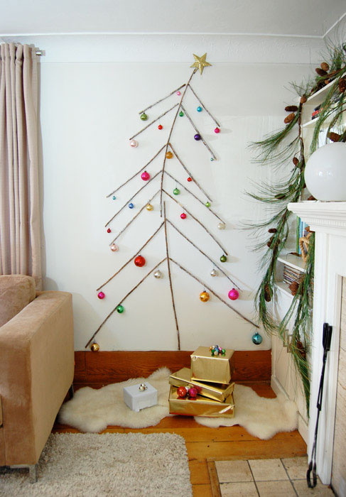 DIY Wall Christmas Tree
 Christmas Trees for Small Spaces