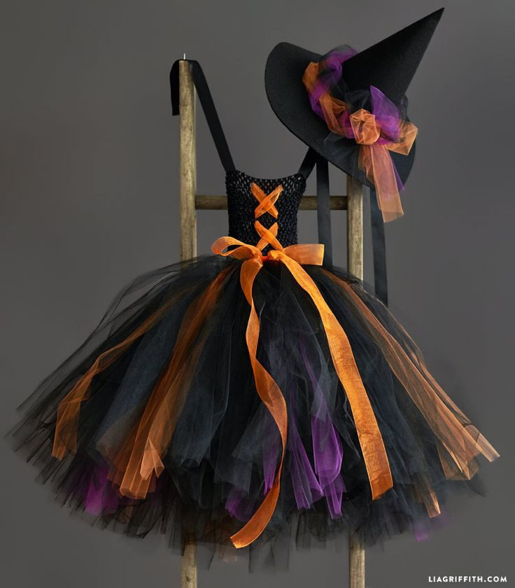 DIY Witch Costume
 Best 25 Diy witch costume ideas on Pinterest