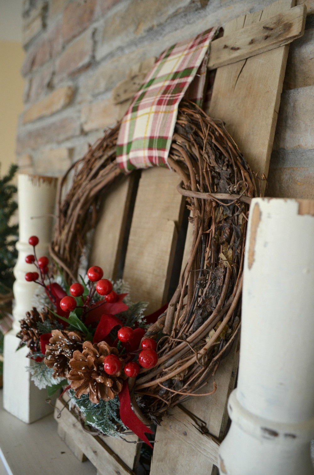 Easy DIY Christmas Wreaths
 Easy DIY Christmas Wreath Little Vintage Nest