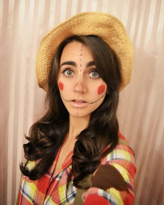 Easy DIY Halloween Costumes For Adults
 17 DIY Scarecrow Costume Ideas From Clever to Creepy