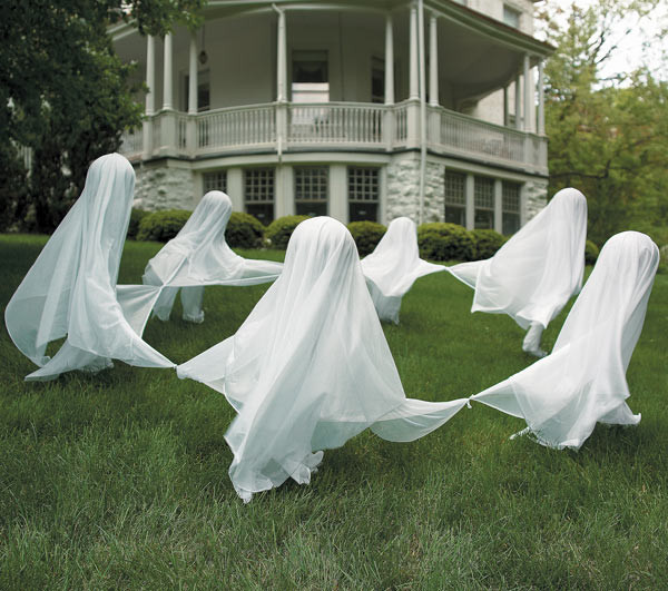 Easy Homemade Outdoor Halloween Decorations
 301 Moved Permanently