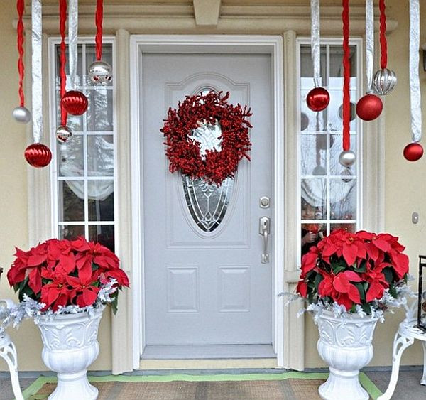 Easy Outdoor Christmas Decorating
 Holiday Decorating Ideas For Your Entryway