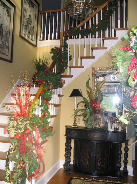 Entryway Christmas Decorations
 50 Fresh Festive Christmas Entryway Decorating Ideas