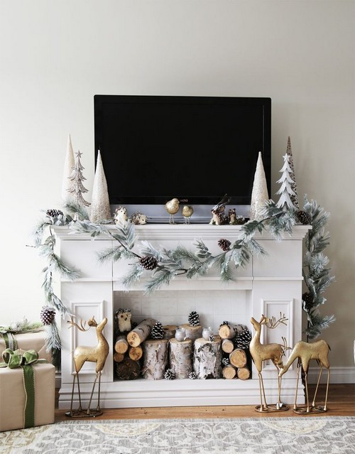 Fake Fireplace For Christmas
 21 Modern Christmas Decoration Ideas MessageNote