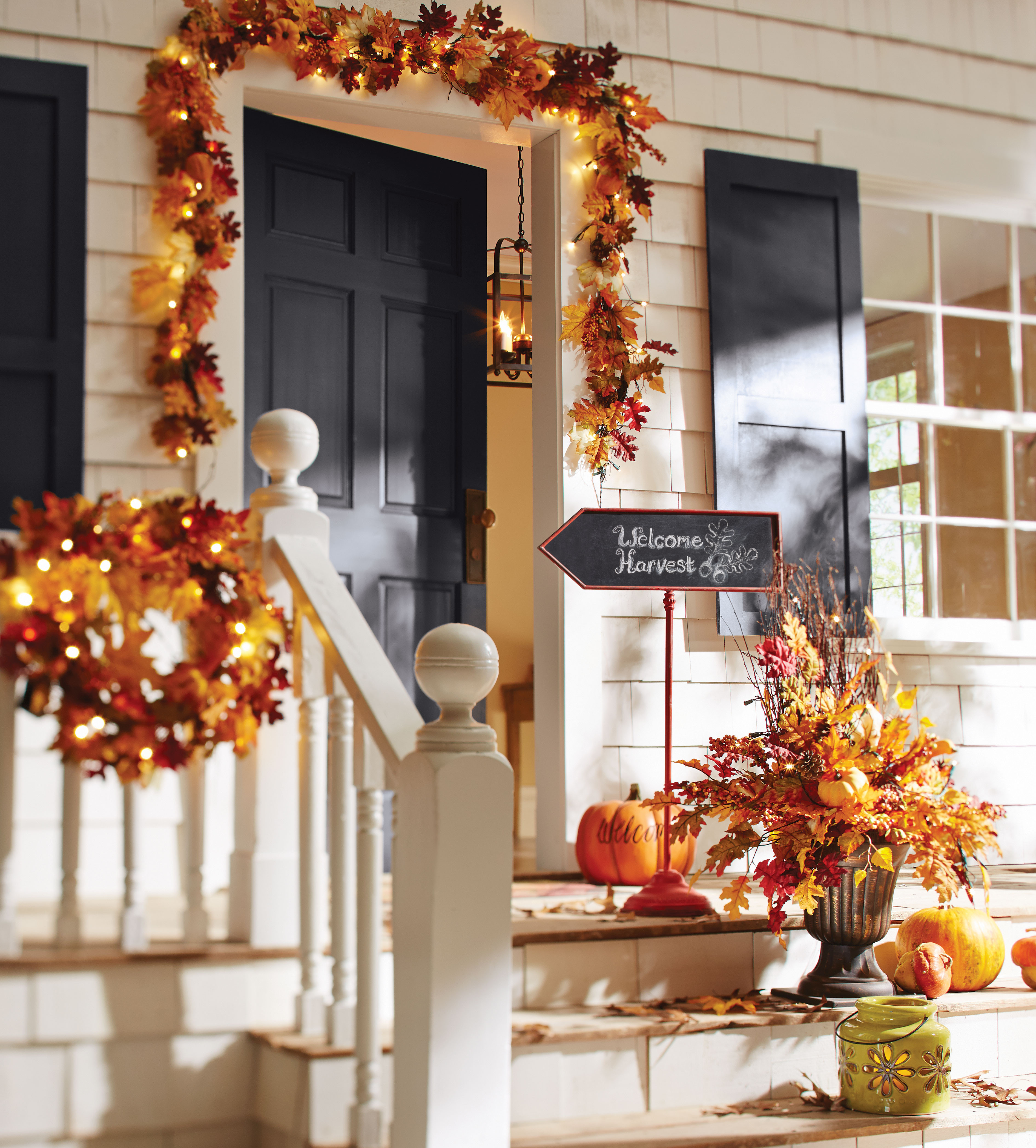 Fall Decor For Front Porch
 Fall Decorating Ideas For Your Front Porch and Entryway