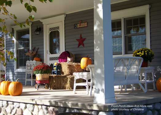 Fall Decorations Porch
 Fun Fall Decorating Ideas for Your Front Porch