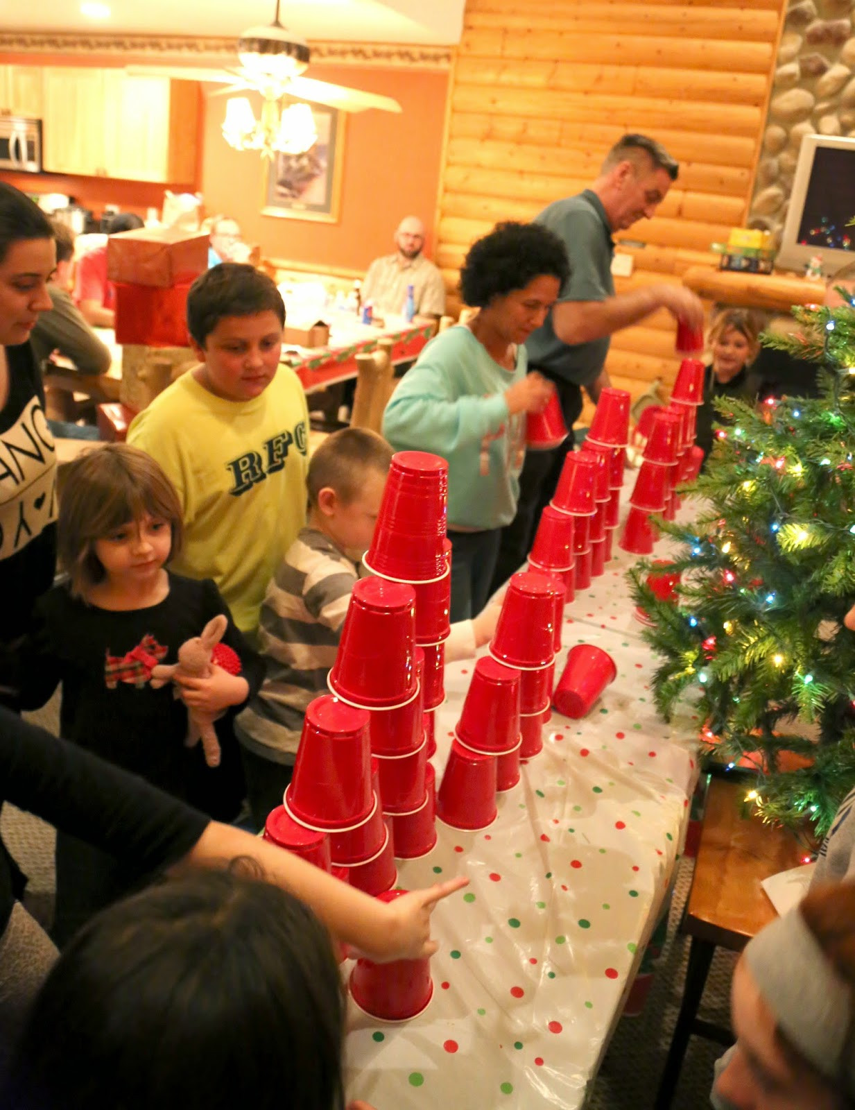 Family Christmas Party Ideas
 Notable Nest Fun Family Christmas Party Games to Try