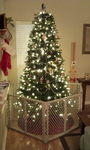 Fence Around Christmas Tree
 Baby Playpen Fence Review it s BABY time