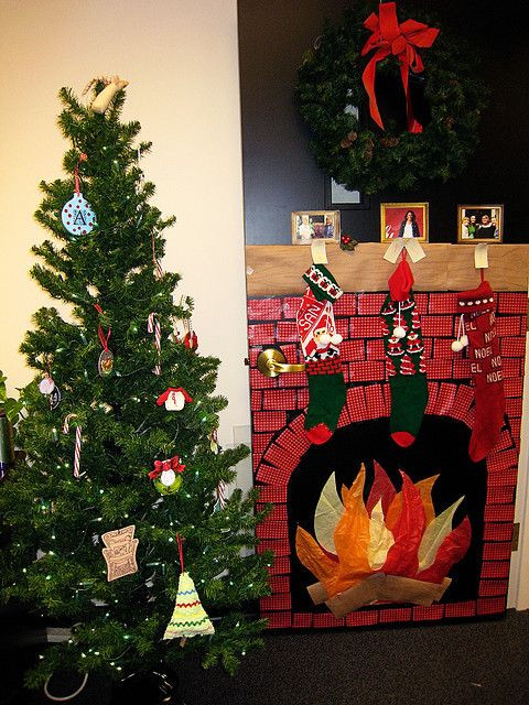 Fireplace Christmas Door Decorations
 167 best Cubicle Christmas fice Decorating Contest