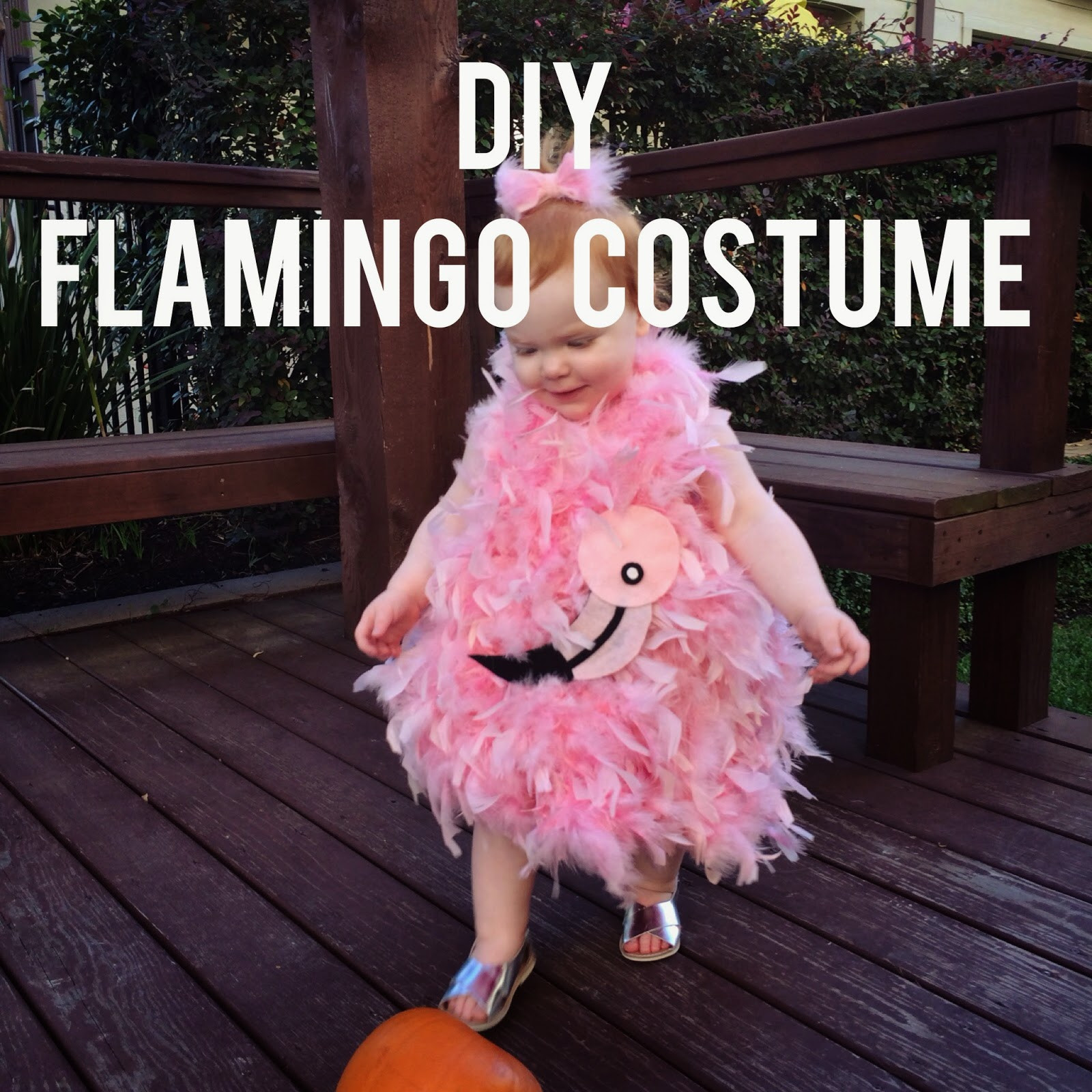 Flamingo Costume DIY
 DIY Flamingo Halloween Costume for Toddlers