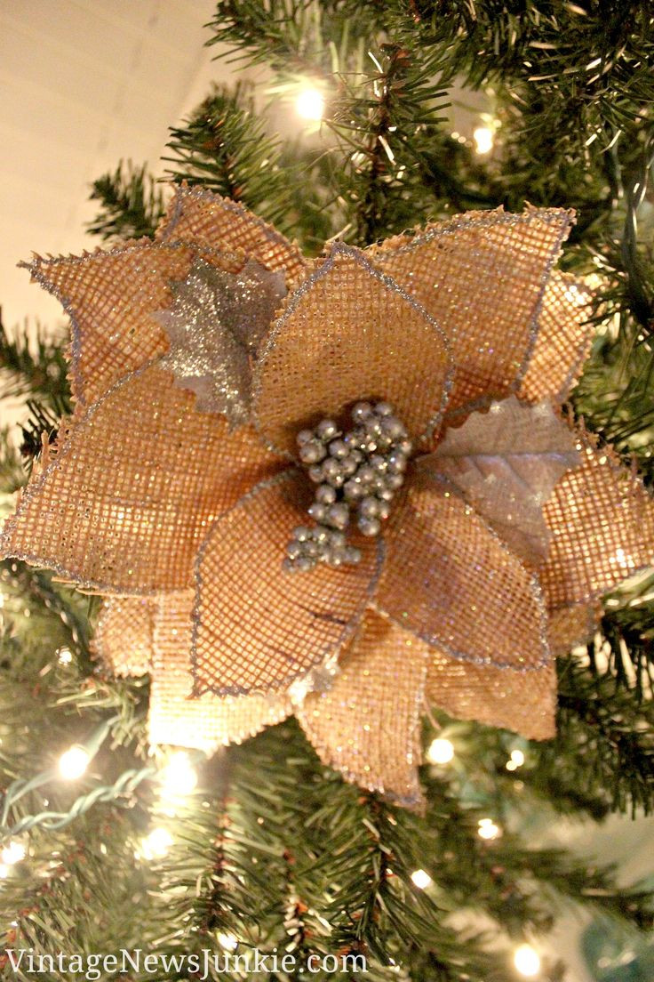 Flower Christmas Ornaments
 1000 ideas about Burlap Christmas Ornaments on Pinterest