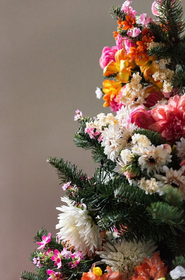 Flower Christmas Tree
 DIY Floral Tree – Honestly WTF