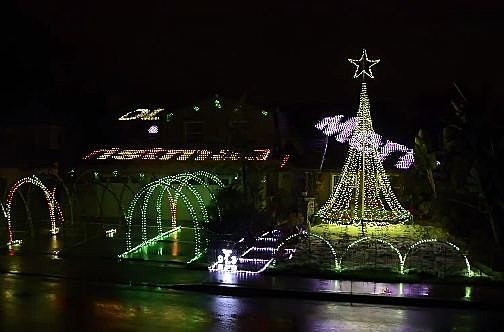Fountain Valley Christmas Lights
 Massive Christmas Light Display Impresses Internet Annoys