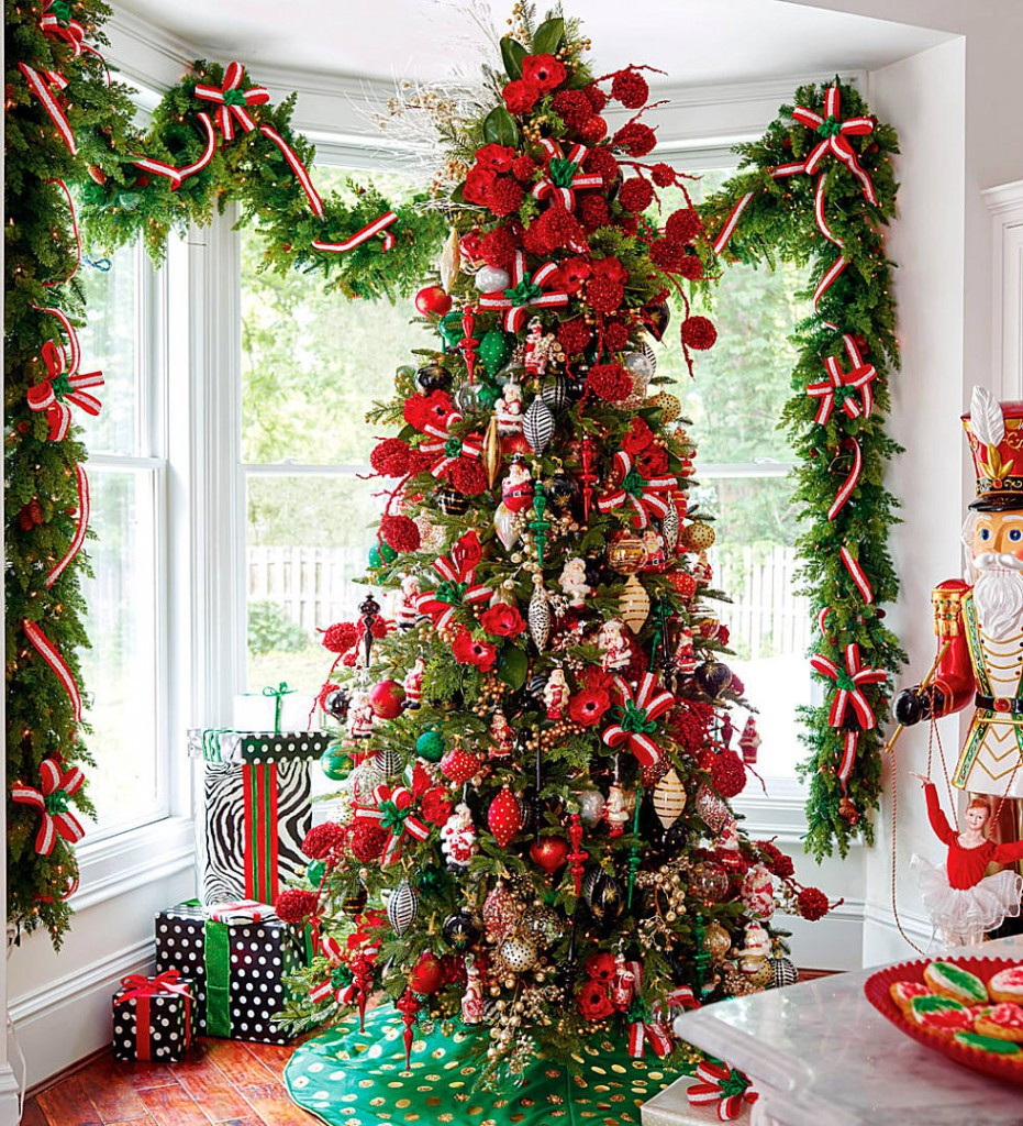 Front Gate Christmas Trees
 17 Amazing Christmas Tree Decorations To Inspire You