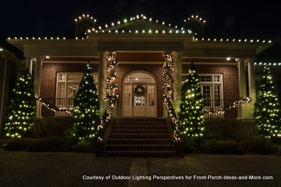 Front Porch Christmas Lights
 Outdoor Christmas Light Ideas to Make the Season Sparkle