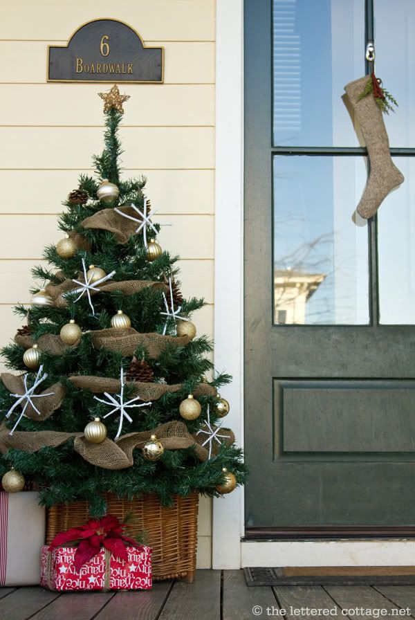 Front Porch Christmas Tree
 Christmas Tree Ideas