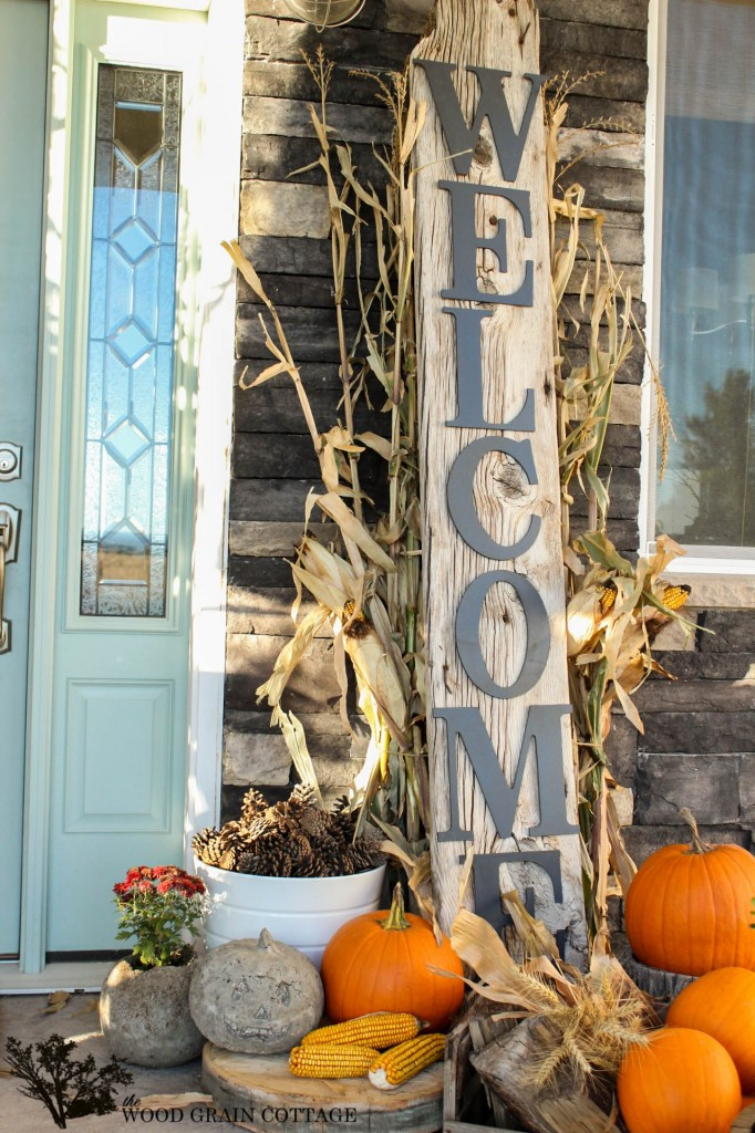 Front Porch Fall Decor
 Fall Porch and Diy Reclaimed Wood Wel e Sign Fox