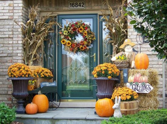 Front Porch Fall Decorating Ideas
 Front Porch Decorating Ideas For Fall