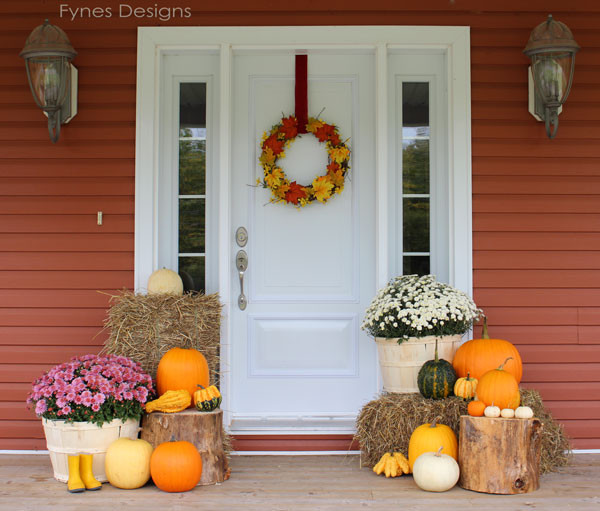 Front Porch Fall Decorating Pictures
 Fall Porch Decorating Ideas FYNES DESIGNS