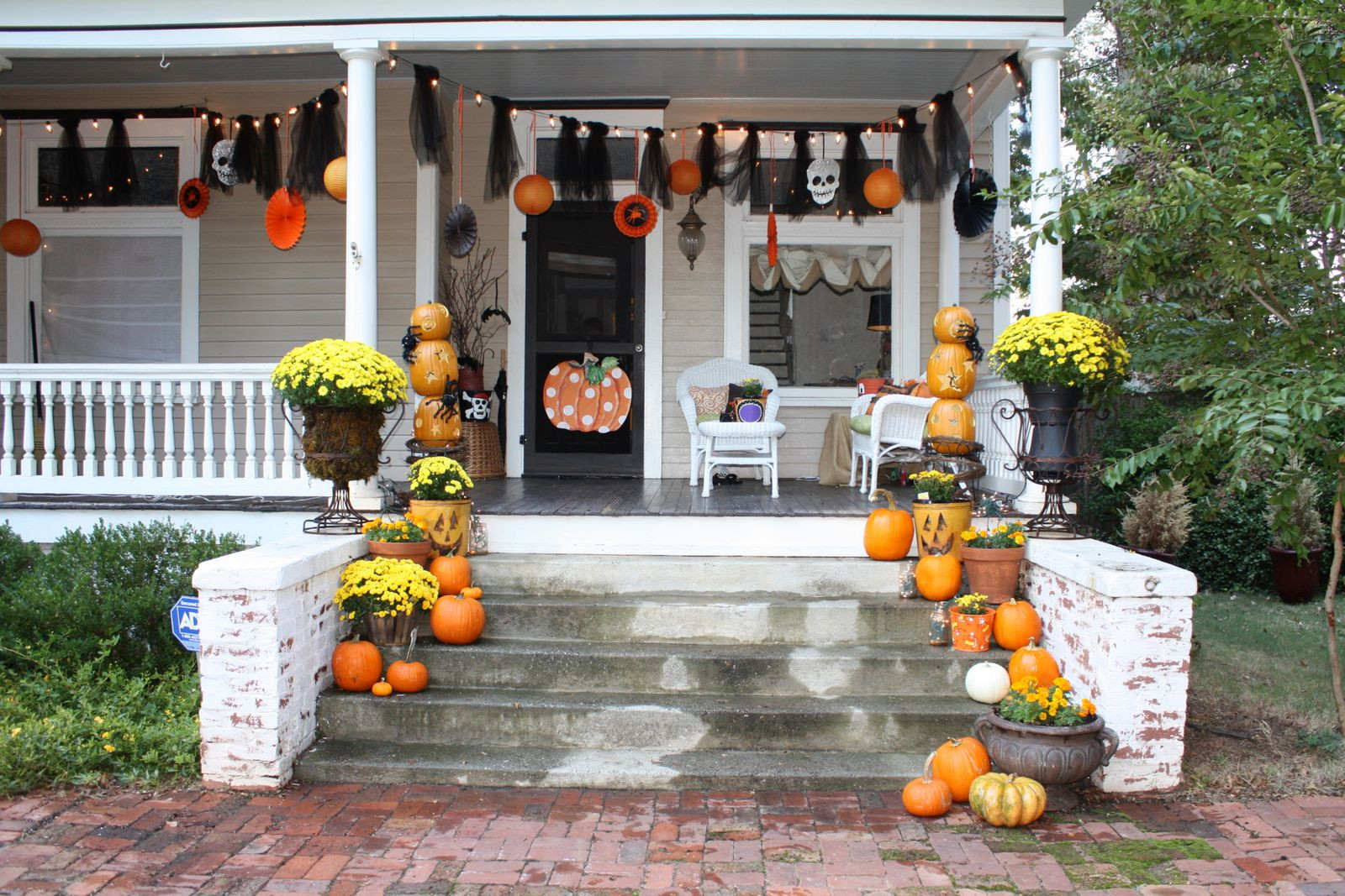Front Porch Halloween Decoration Ideas
 Our Southern Nest Whimsical Halloween Decorations
