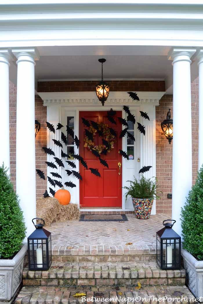 Front Porch Halloween Decorations
 Best 25 Halloween front porches ideas on Pinterest