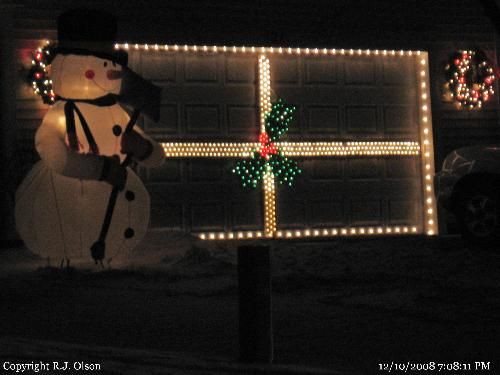 Garage Door Christmas Wrap
 72 best images about Holiday Curb Appeal with Lights on