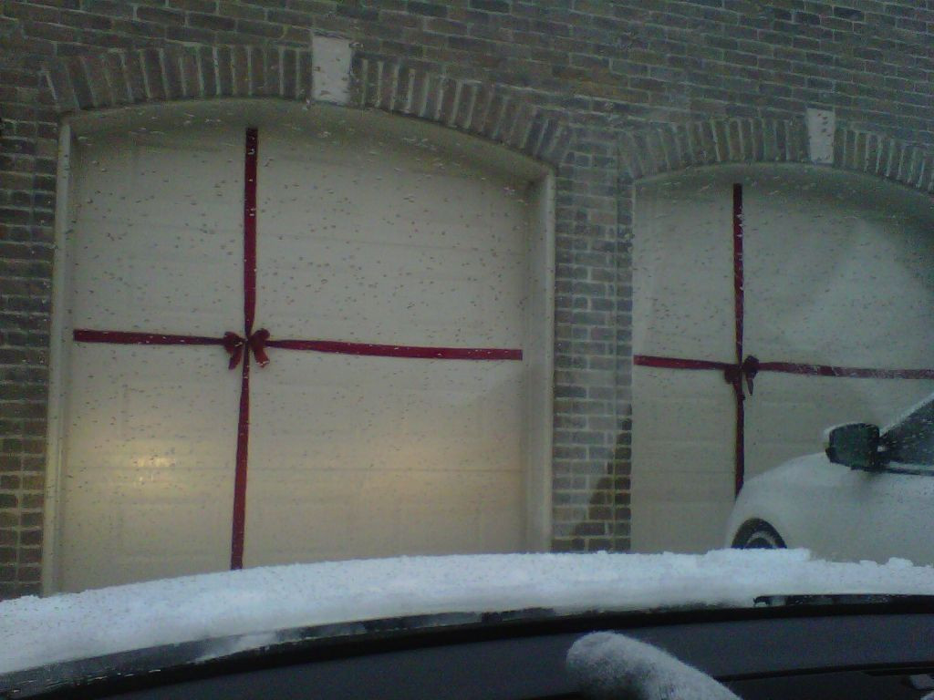Garage Door Christmas Wrap
 Christmas Garage Doors Christmas Treats