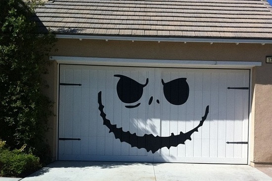 Garage Door Halloween Decor
 Pinterest • The world’s catalog of ideas