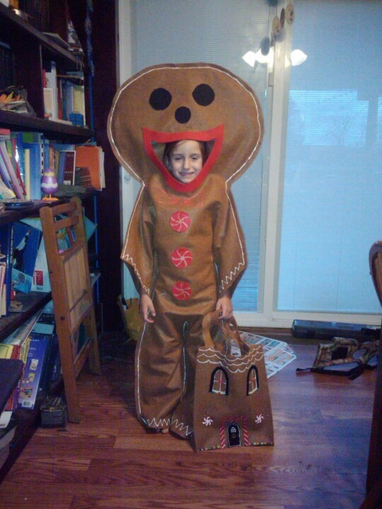 Gingerbread Man Costume DIY
 25 best ideas about Gingerbread man costumes on Pinterest