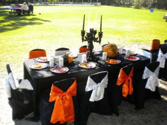 Halloween Backyard Party Ideas
 60 Awesome Outdoor Halloween Party Ideas DigsDigs