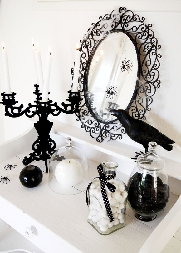 Halloween Bathroom Decor
 Best 25 Black white halloween ideas on Pinterest