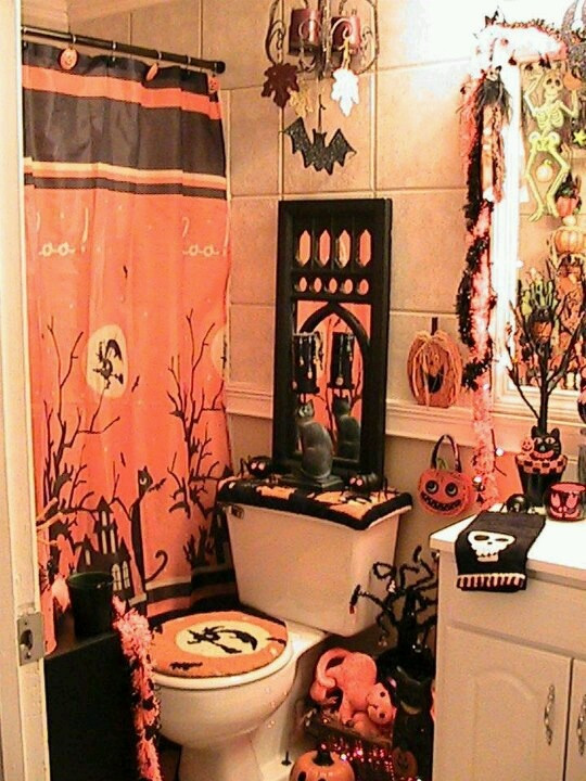 Halloween Bathroom Decor
 Best 25 Halloween bathroom ideas on Pinterest