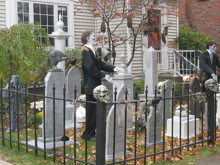 Halloween Cemetery Fence
 Pin by Daniel Budde on halloween