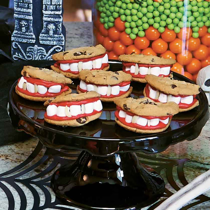 Halloween Decorating Party Ideas
 8 Family Friendly Halloween Party Ideas That Are Still